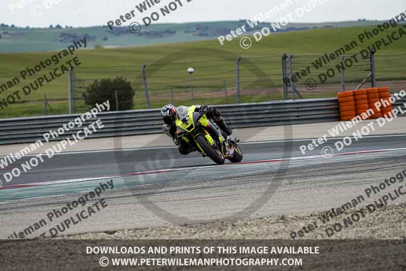 cadwell no limits trackday;cadwell park;cadwell park photographs;cadwell trackday photographs;enduro digital images;event digital images;eventdigitalimages;navarra;no limits trackdays;peter wileman photography;racing digital images;trackday digital images;trackday photos